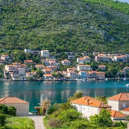 Du Lux 3 * Mokošica